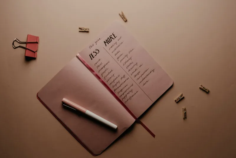 Pen Down, Stress Gone: Why Gen Z Is Swapping Screen Calendars for Handwritten Planners This Summer